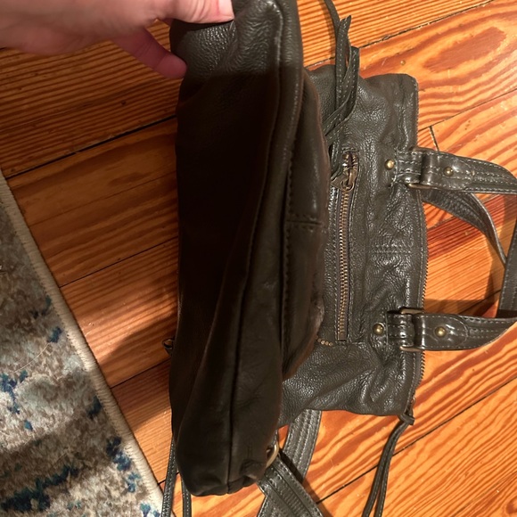 Zadig Voltaire gorgeous dark bottle green leather purse. - Picture 11 of 14